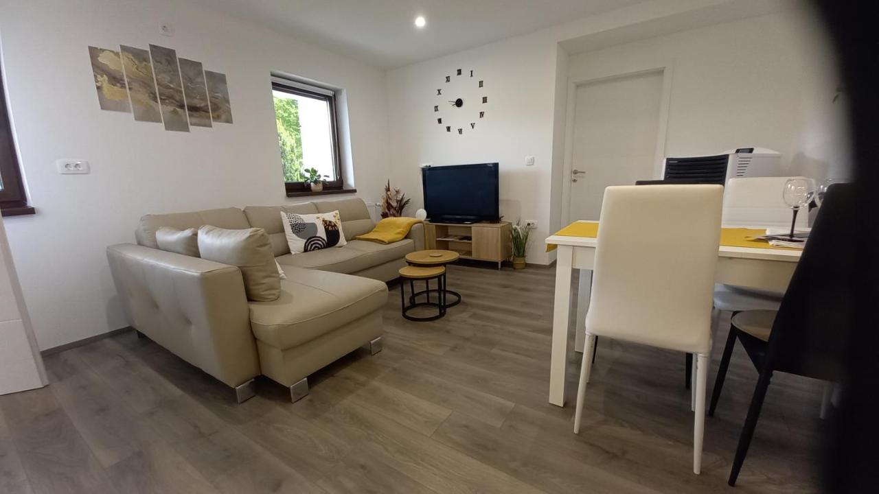 Gogo Apartment Delnice Ngoại thất bức ảnh